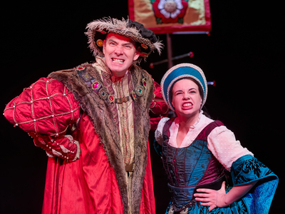 Terrible Tudors By Birmingham Stage Company Photo By Mark Douet 650 A1229