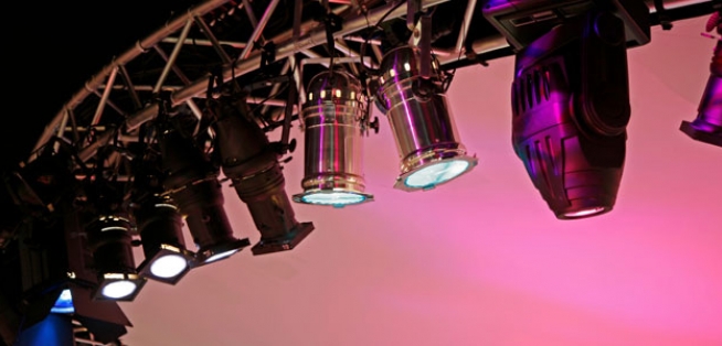 light-rig-M