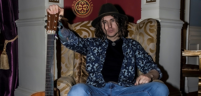 Dom Martin Lead Image 1