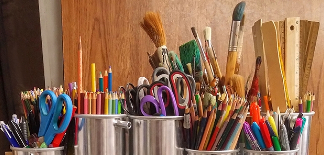 Art Supplies M
