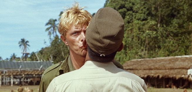 Merry Xmas Mr Lawrence Frm 007