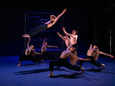 Additional Gallery Picture 15 Nobody By Motionhouse Image Credit Dan Tucker