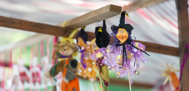 Magical Puppets4