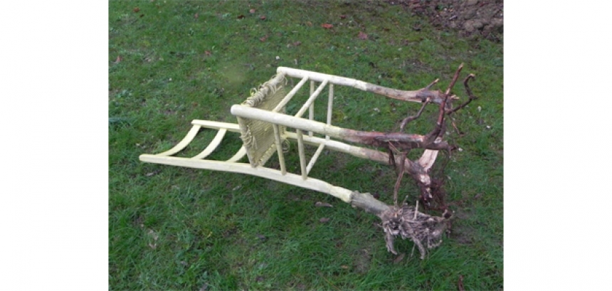 Deracinated Chair M